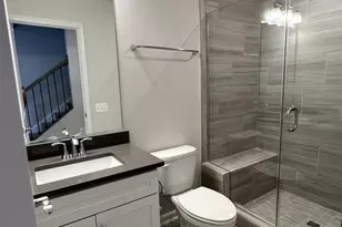 15139 Jaxton Sq Ln, Haymarket, VA 20169 - Photo 4