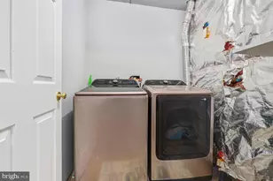 1865 Tiger Lily Cir, Woodbridge, VA 22192 - Photo 20