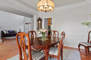 5709 Wheelwright Way, Haymarket, VA 20169 - Photo 8