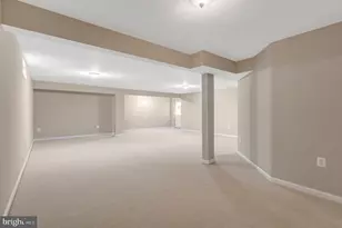 8605 Ellis Ford Pl, Gainesville, VA 20155 - Photo 64