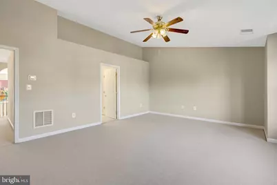 8605 Ellis Ford Place, Gainesville, VA 20155 - Photo 48
