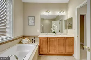 6900 Tred Avon Pl, Gainesville, VA 20155 - Photo 30