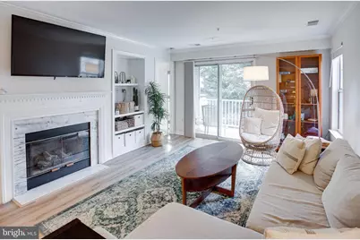 13615 Garfield Place #203, Woodbridge, VA 22191 - Photo 4
