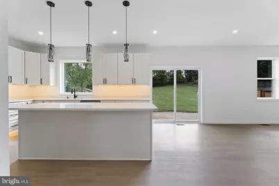8111 Oak Street, Manassas, VA 20111 - Photo 14