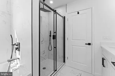 8111 Oak Street, Manassas, VA 20111 - Photo 42