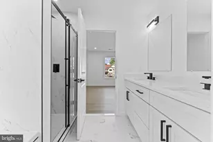 8111 Oak St, Manassas, VA 20111 - Photo 44