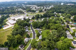 13430 Greenacre Dr, Woodbridge, VA 22191 - Photo 58