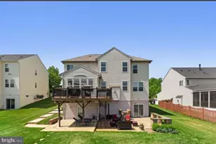 3254 Kira Ct, Triangle, VA 22172 - Photo 1