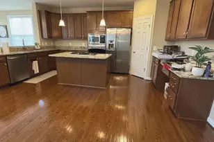 14933 Spriggs Tree Ln, Woodbridge, VA 22193 - Photo 8