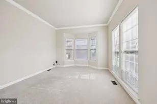 2880 Myrtlewood Dr, Dumfries, VA 22026 - Photo 8