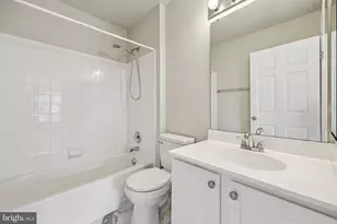 2880 Myrtlewood Dr, Dumfries, VA 22026 - Photo 34