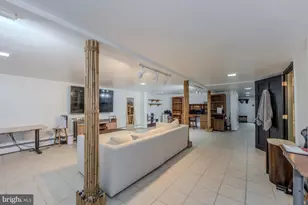 1329 Devils Reach Rd, Woodbridge, VA 22192 - Photo 22