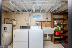 1329 Devils Reach Rd, Woodbridge, VA 22192 - Photo 24