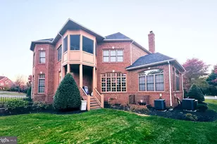 8301 Hancock Ct, Gainesville, VA 20155 - Photo 4