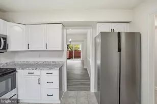 14753 Tamarack Pl, Woodbridge, VA 22191 - Photo 8