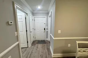 1060 Gardenview Loop, Woodbridge, VA 22191 - Photo 2