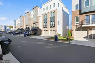 1322 Rail Stop Dr, Woodbridge, VA 22191 - Photo 2