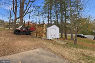 6047 Greenway Ct, Manassas, VA 20112 - Photo 34