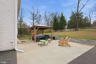 6047 Greenway Ct, Manassas, VA 20112 - Photo 32