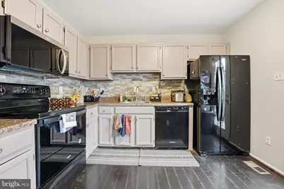 8514 Charnwood Court, Manassas, VA 20111 - Photo 10