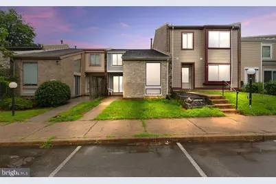 10805 Violet Court, Manassas, VA 20109 - Photo 2