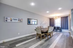 6907 Stanwick Square, Gainesville, VA 20155 - Photo 14
