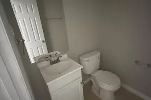 4542 Kingston Rd, Woodbridge, VA 22193 - Photo 10