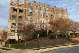 820 Belmont Bay Dr, Woodbridge, VA 22191 - Photo 2