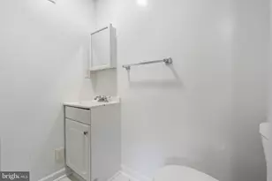 7805 Tayloe Dr, Manassas, VA 20112 - Photo 24