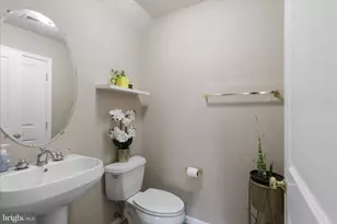 12100 Brevard Park Ct, Bristow, VA 20136 - Photo 8