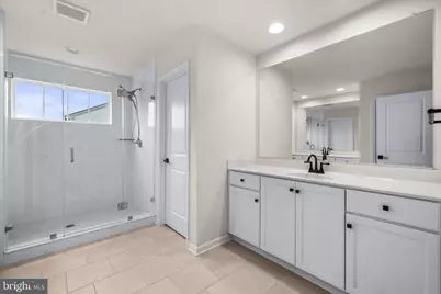 9516 Kimbleton Hall Loop, Manassas Park, VA 20111 - Photo 24