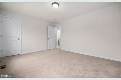 9516 Kimbleton Hall Loop, Manassas Park, VA 20111 - Photo 28