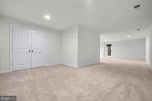 9516 Kimbleton Hall Loop, Manassas Park, VA 20111 - Photo 34