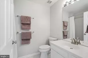 11708 Tolson Pl, Woodbridge, VA 22192 - Photo 20