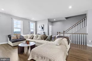 1672 Sandpiper Bay Loop, Dumfries, VA 22026 - Photo 8