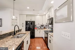 6900 Kona Dr, Gainesville, VA 20155 - Photo 4