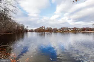 15661 Montview Dr, Dumfries, VA 22025 - Photo 28