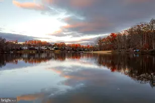 15661 Montview Dr, Dumfries, VA 22025 - Photo 32