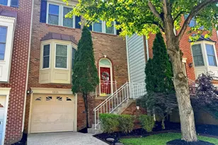 12121 Derriford Ct, Woodbridge, VA 22192 - Photo 1