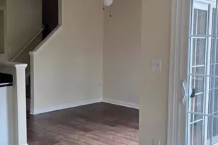 3083 Antrim Cir, Dumfries, VA 22026 - Photo 8