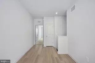 2540 Neabsco Common Pl, Woodbridge, VA 22191 - Photo 10