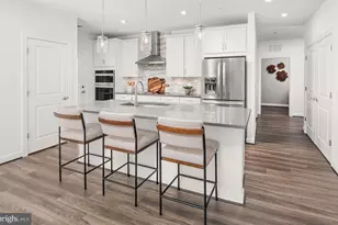 5800 Moonstone Wy, Haymarket, VA 20169 - Photo 2