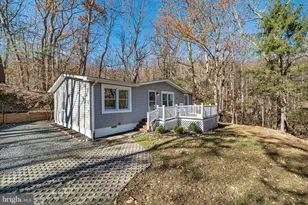 2400 Youngs Dr, Haymarket, VA 20169 - Photo 2