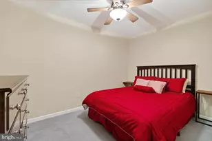 6920 Netherstone Ct, Gainesville, VA 20155 - Photo 30