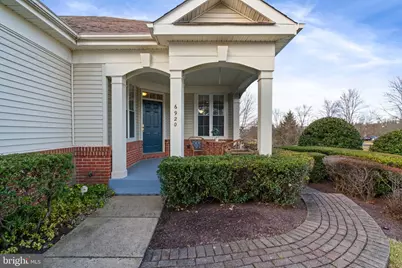 6920 Netherstone Court, Gainesville, VA 20155 - Photo 2