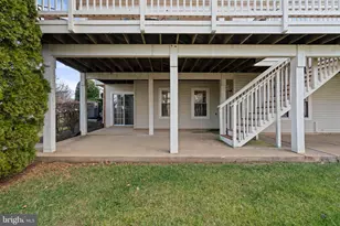 6920 Netherstone Ct, Gainesville, VA 20155 - Photo 38