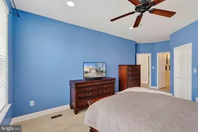 6920 Netherstone Court, Gainesville, VA 20155 - Photo 16