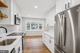 12060 Willowood Dr, Woodbridge, VA 22192 - Photo 6