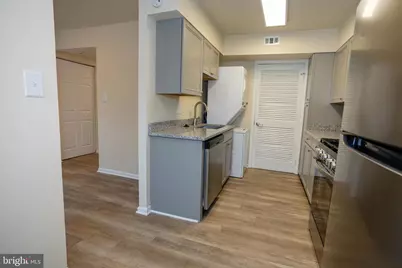 8343 Irongate Way, Manassas, VA 20109 - Photo 12