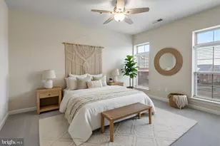 680 Watermans Dr, Woodbridge, VA 22191 - Photo 6